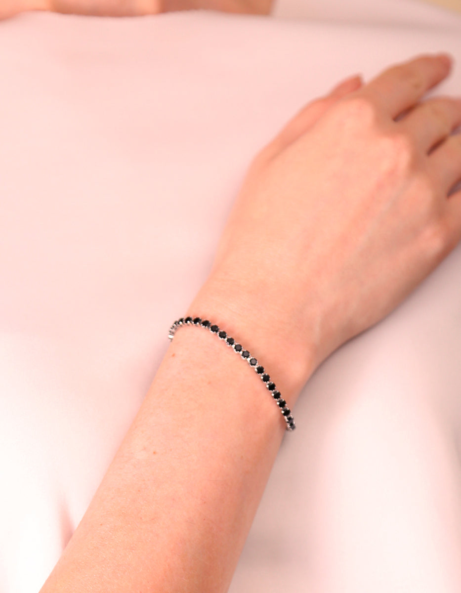 ⚡Ei Pulsera en Plata .925 con Baño de Rodio y Ágatas Negras Redondas de 3 mm