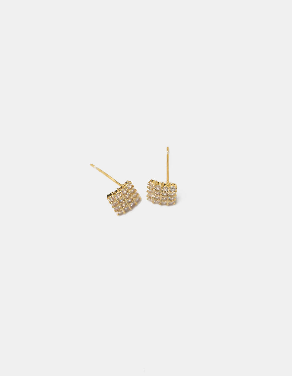 Broqueles de plata .925 con baño de oro 22k y 16 topacios mini en corte brillante Festive Style