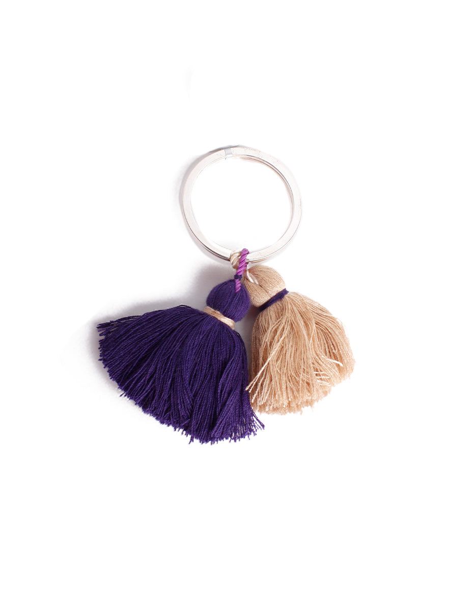 Llavero con Doble Motita Morada y Beige en Metal Noble Zen