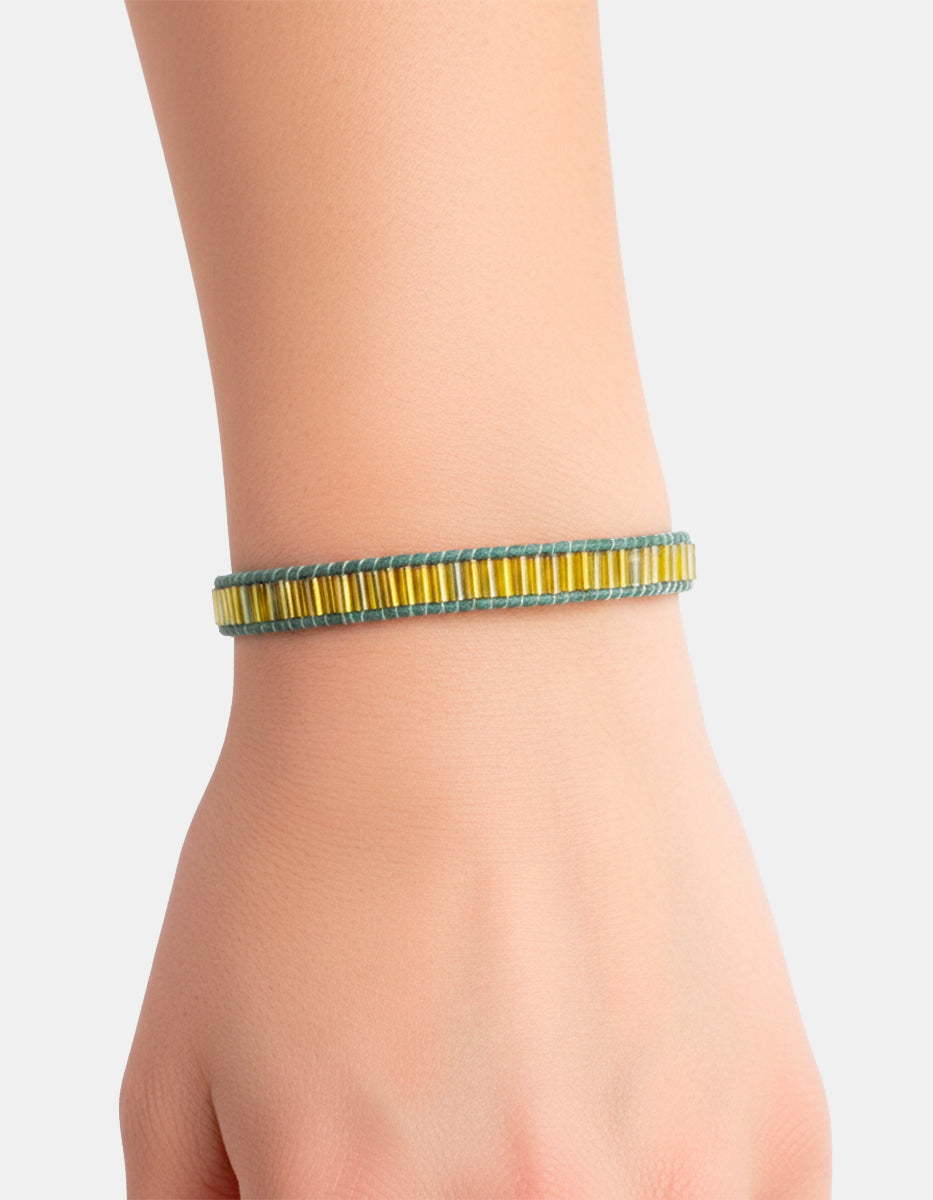 Pulsera de Metal Base Plateado con Canutillo Viva el Color