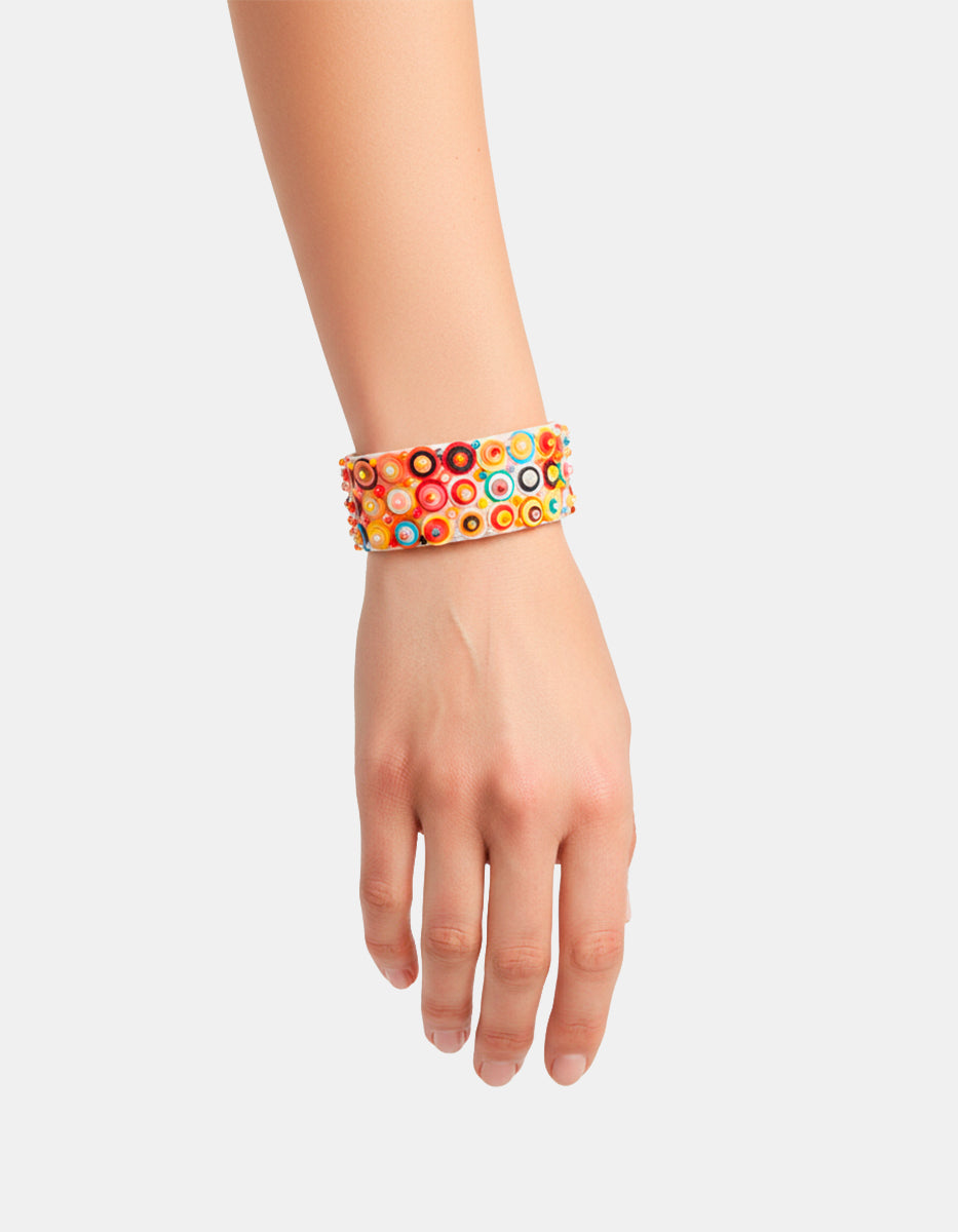 Pulsera en Metal Base Plateado con Lentejuelas Multicolor Viva el Color