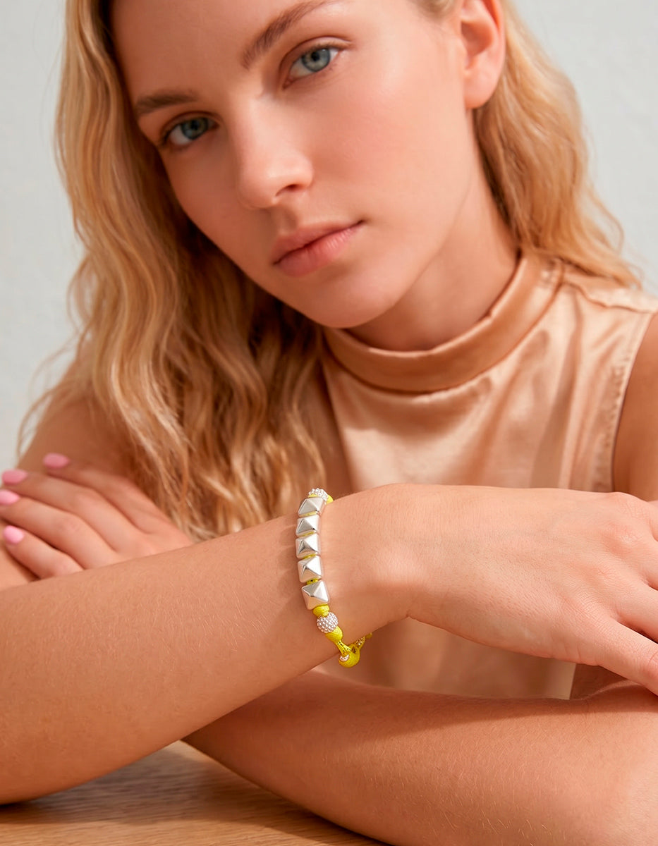Pulsera de Metal Noble con Estoperoles y Baño de Platino