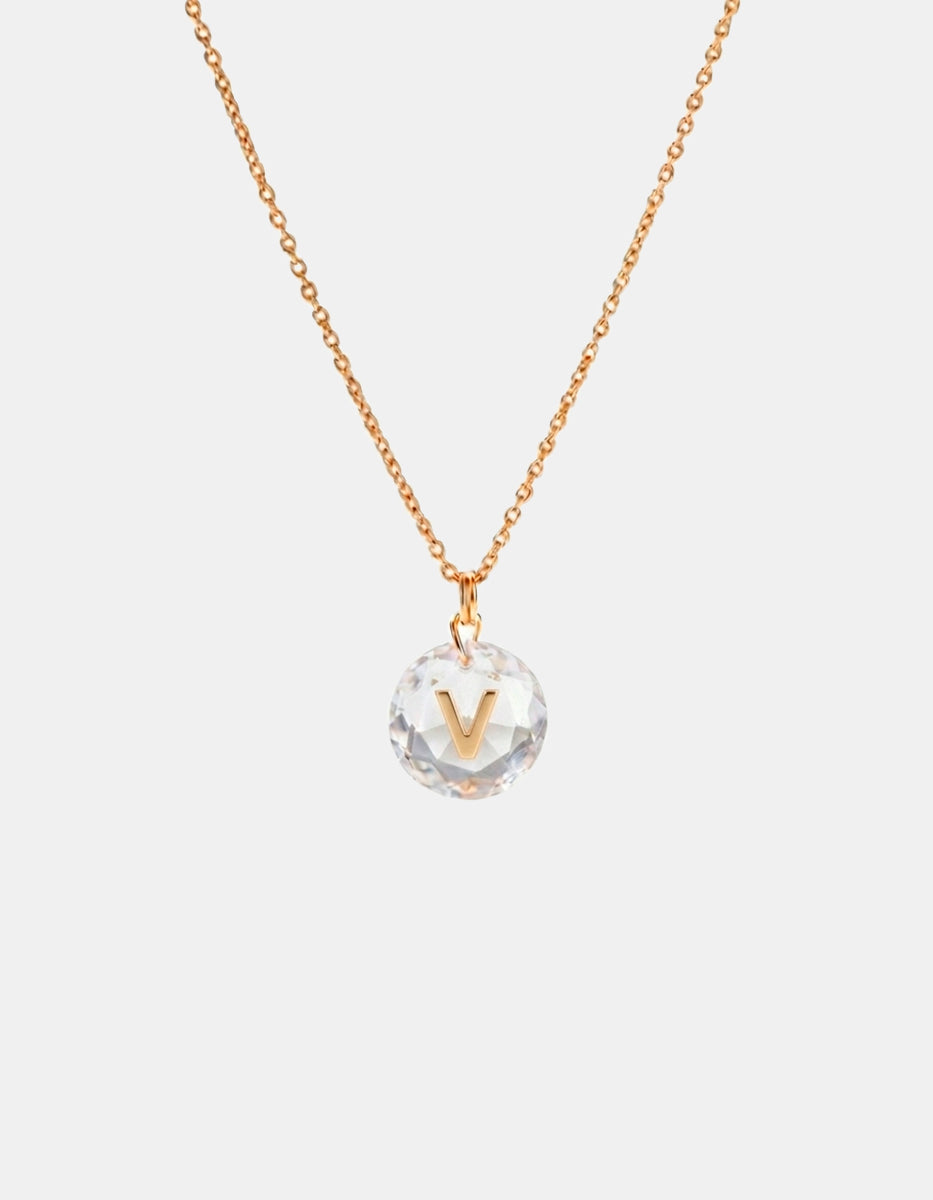 Collar con dije espinolita facetada con inicial V plata .925 con baño de oro 22kt Única