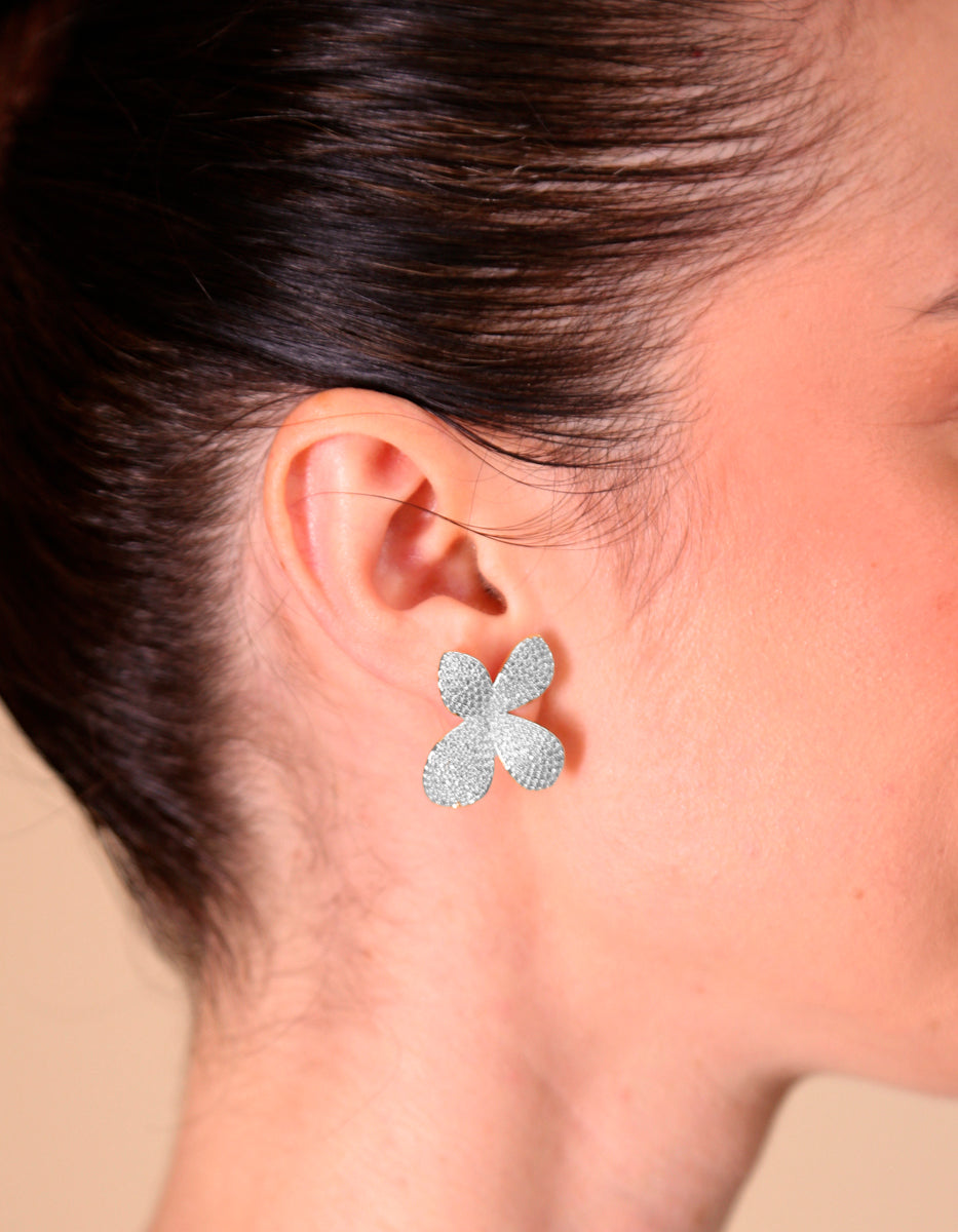 ⚡Ei Aretes en Plata .925 con Forma de Flor y Topacios Blancos