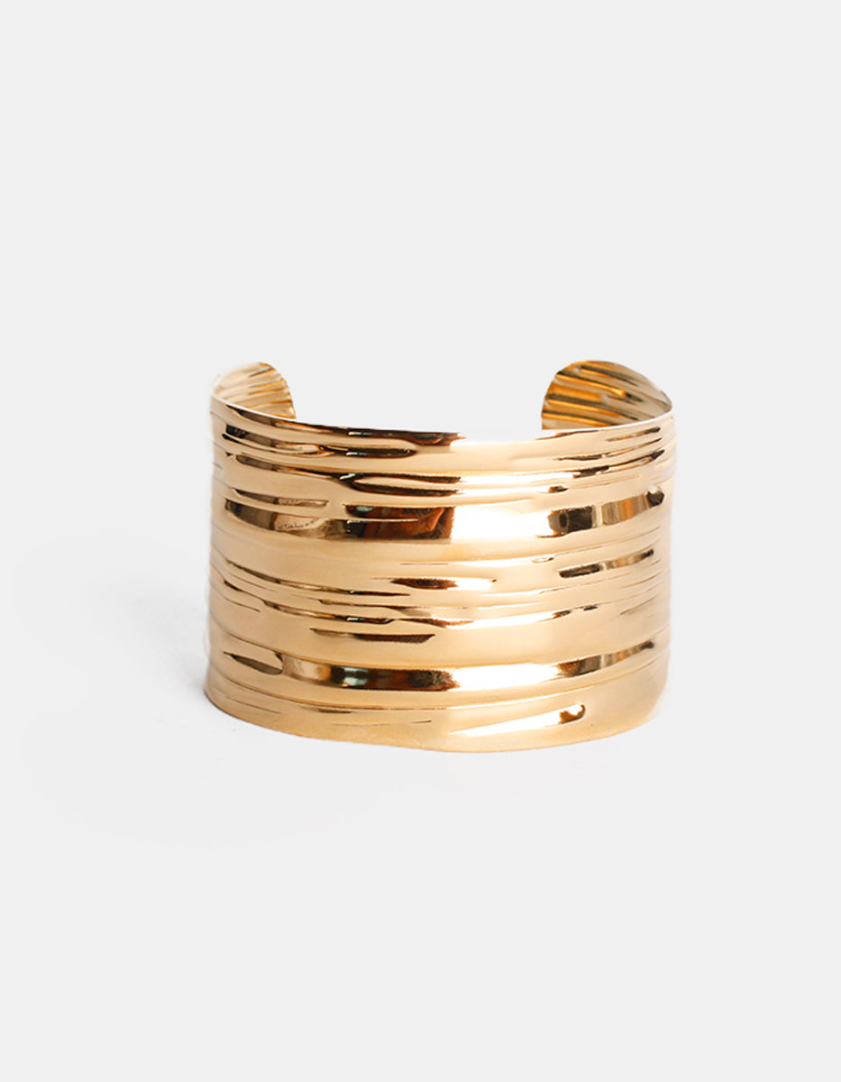 Brazalete de oro laminado de 22kt Golden Chic