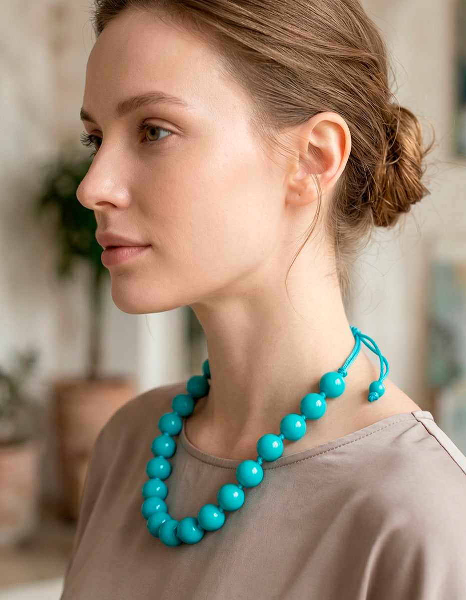 Collar de esferas de baquelita turquesa Mandragora