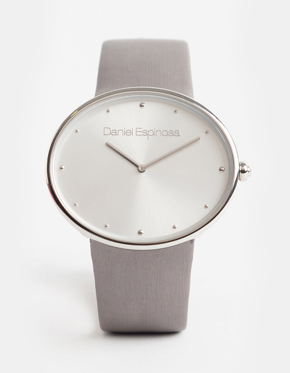 Reloj en Acero Inoxidable Gris con Bisel Plateado Hollywood