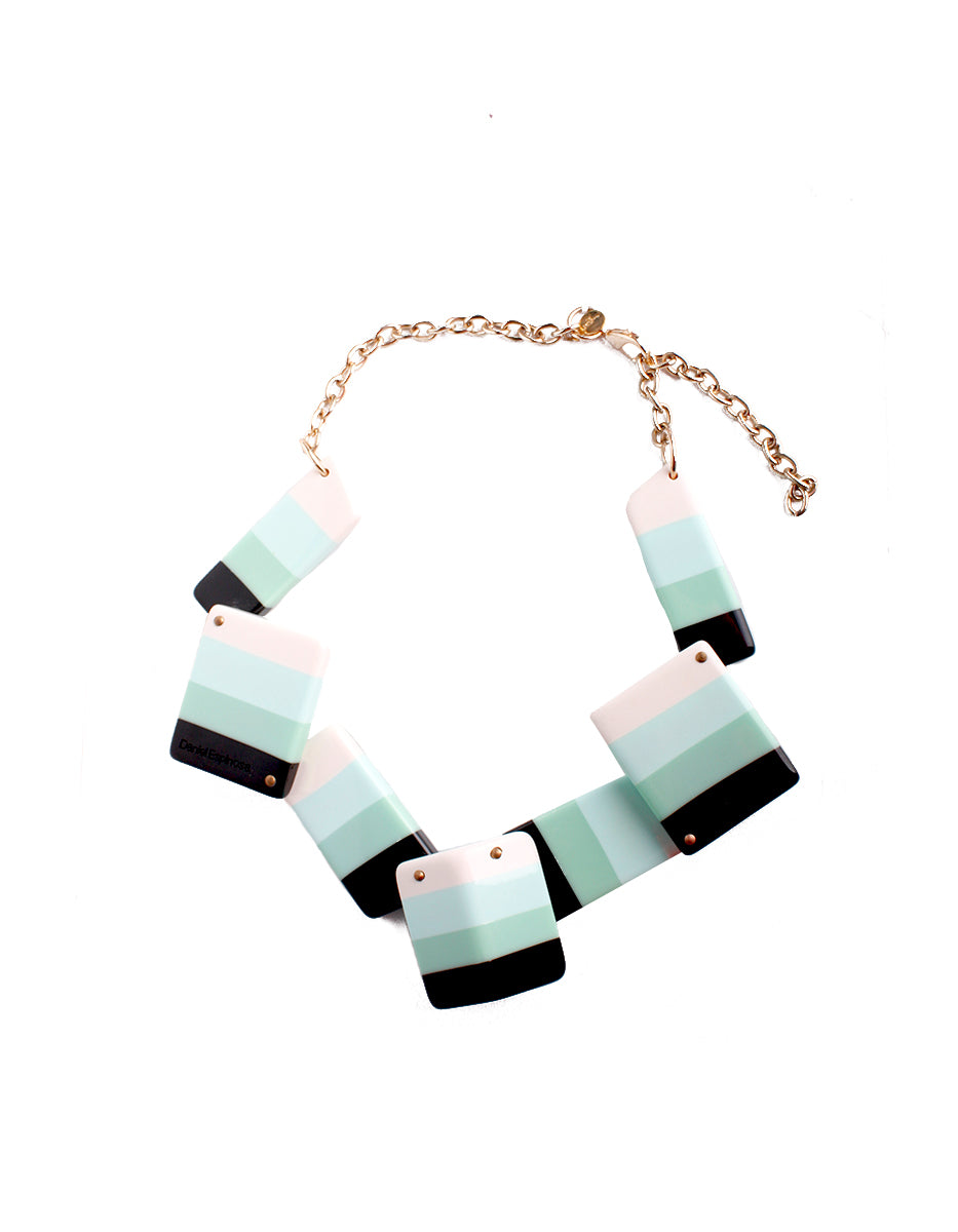 ⚡Ei Collar en Metal Base con Baño Vermeil 22 kt Rectángulos en Tonos Verde, Menta y Crema New Deco