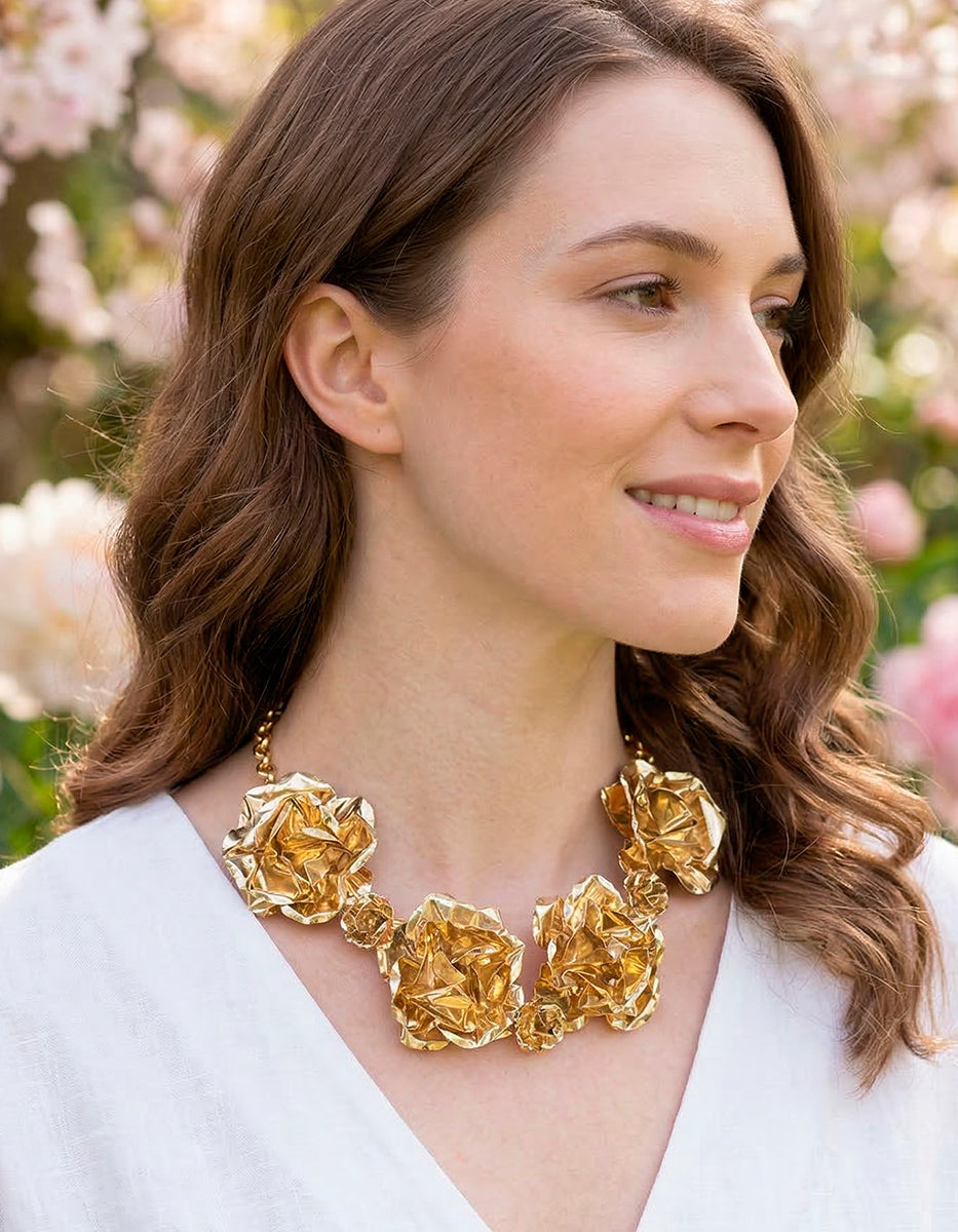 Collar con rosas Edén