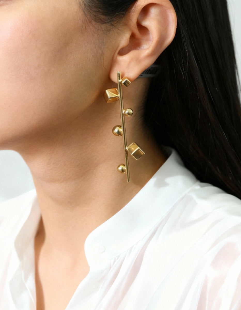 Aretes bronce con baño oro 22k cubos  Mexican Geometry