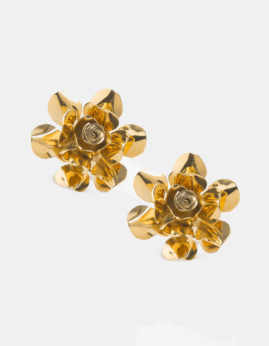 Aretes con flores en baño de oro Edén