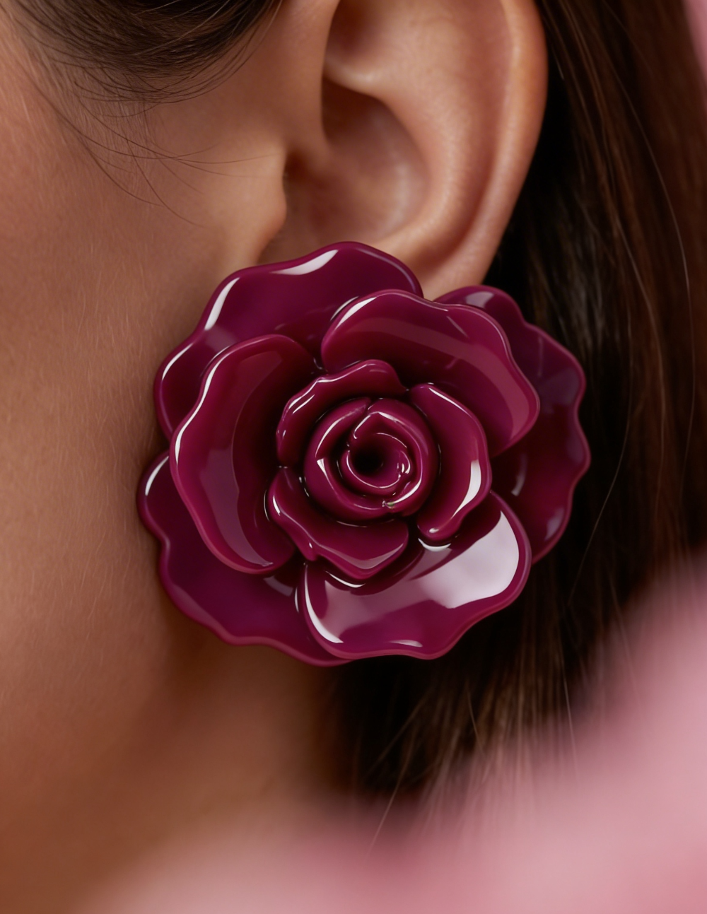 Aretes de Baquelita con forma de Flor en Tono Violeta Mandragora