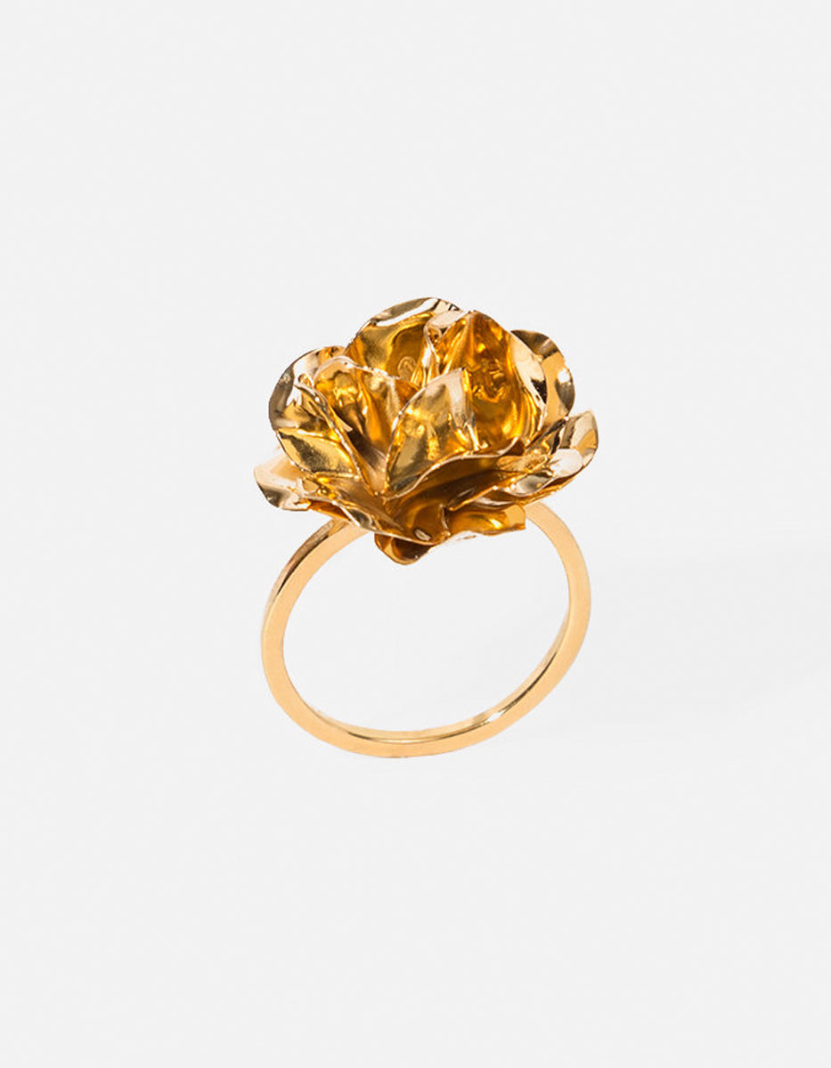 Anillo en forma de flor con baño de oro Edén