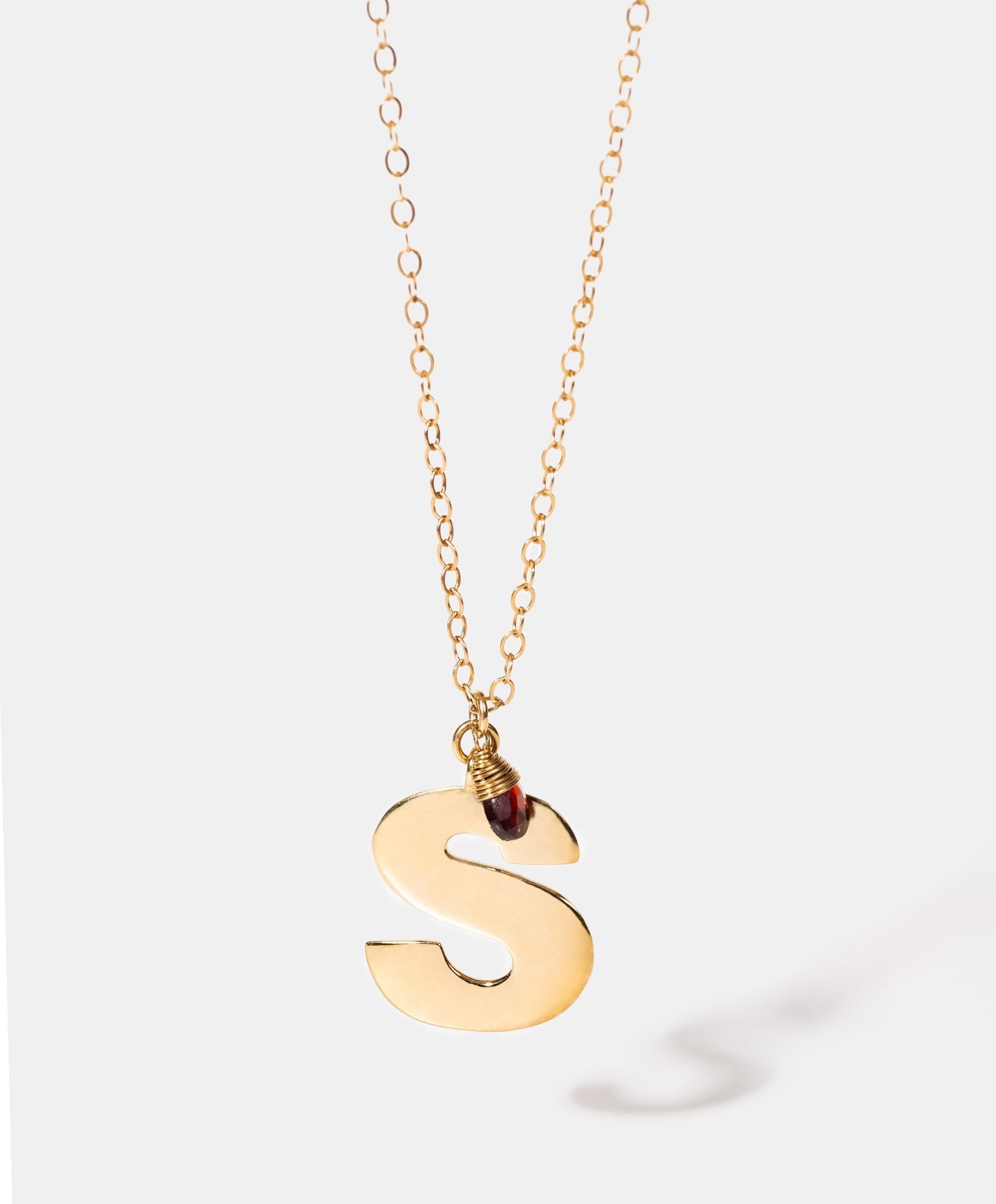 Collar con la inicial S y una piedra natural a elegir Lady