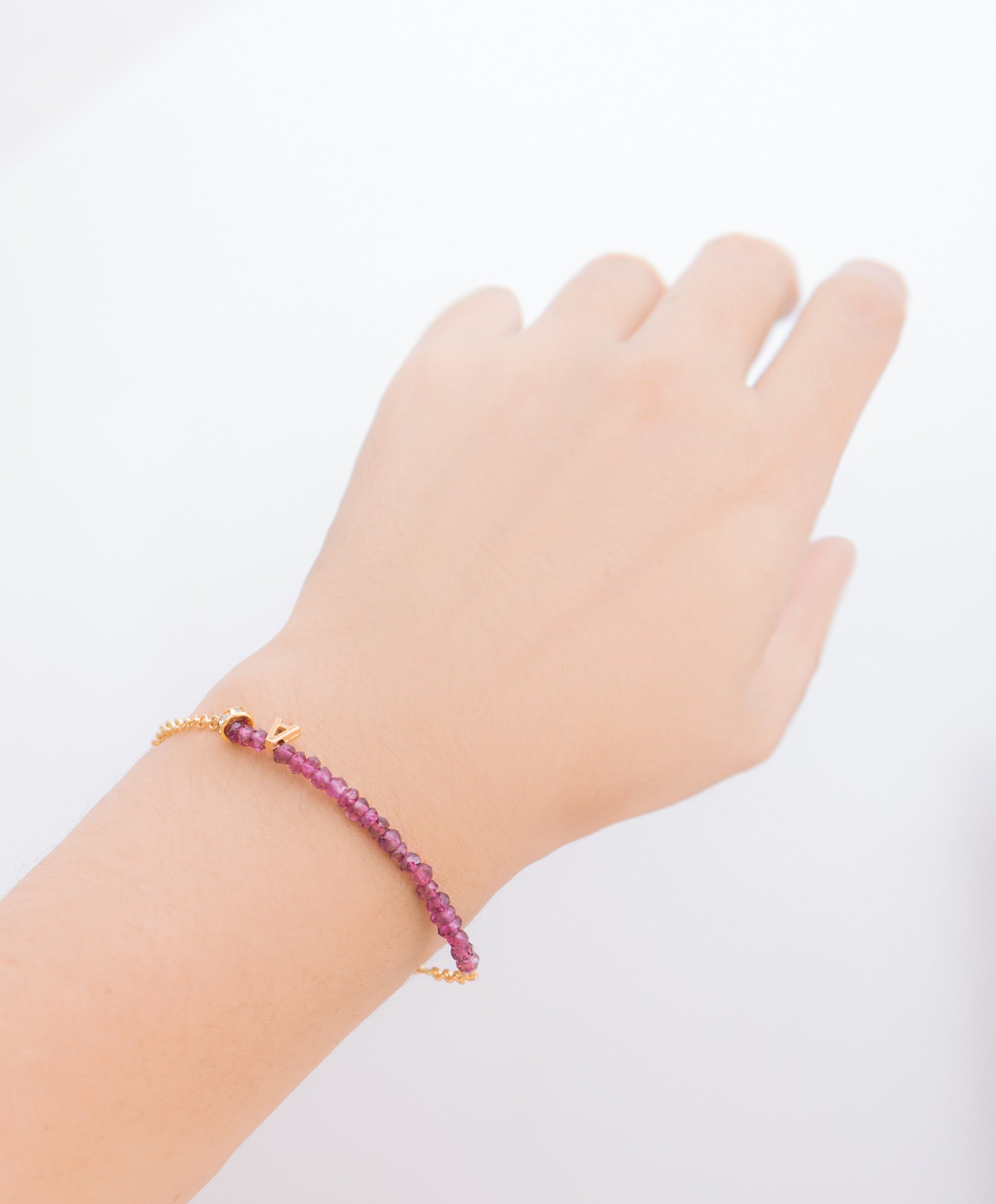 Pulsera con inicial A Lady