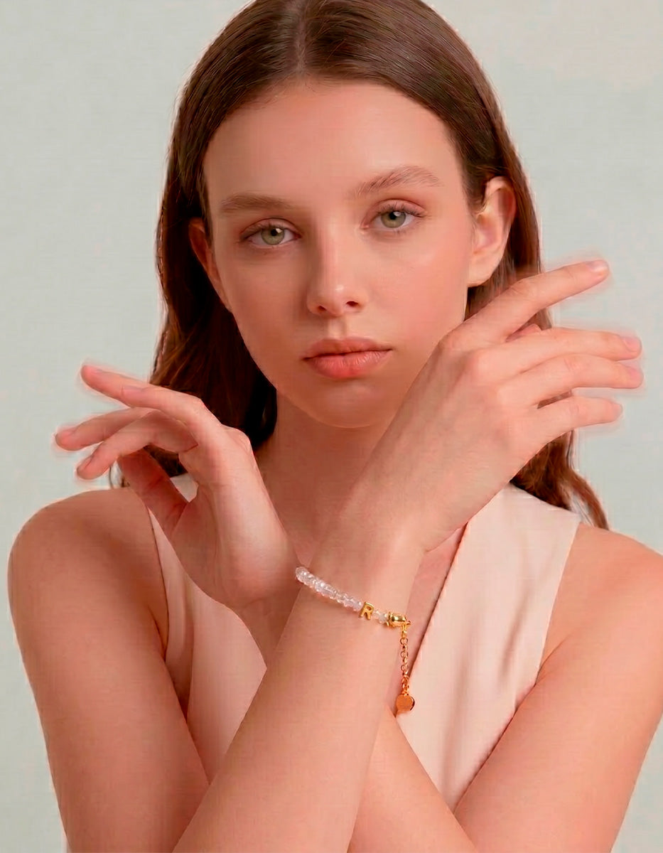 Pulsera con inicial R Lady
