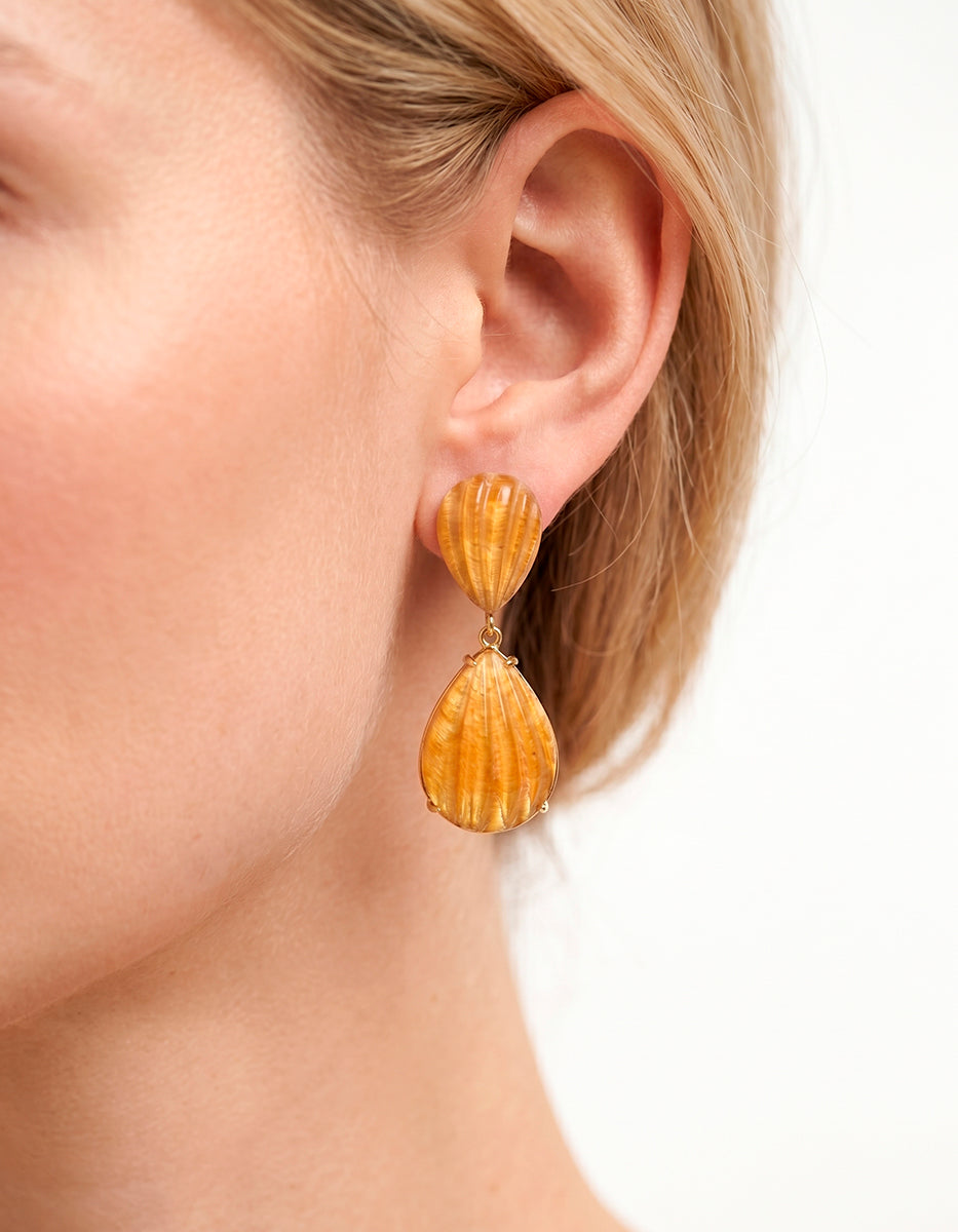 Aretes de bronce con baño de oro 22k y piedras ágata en tono naranja Marquesa