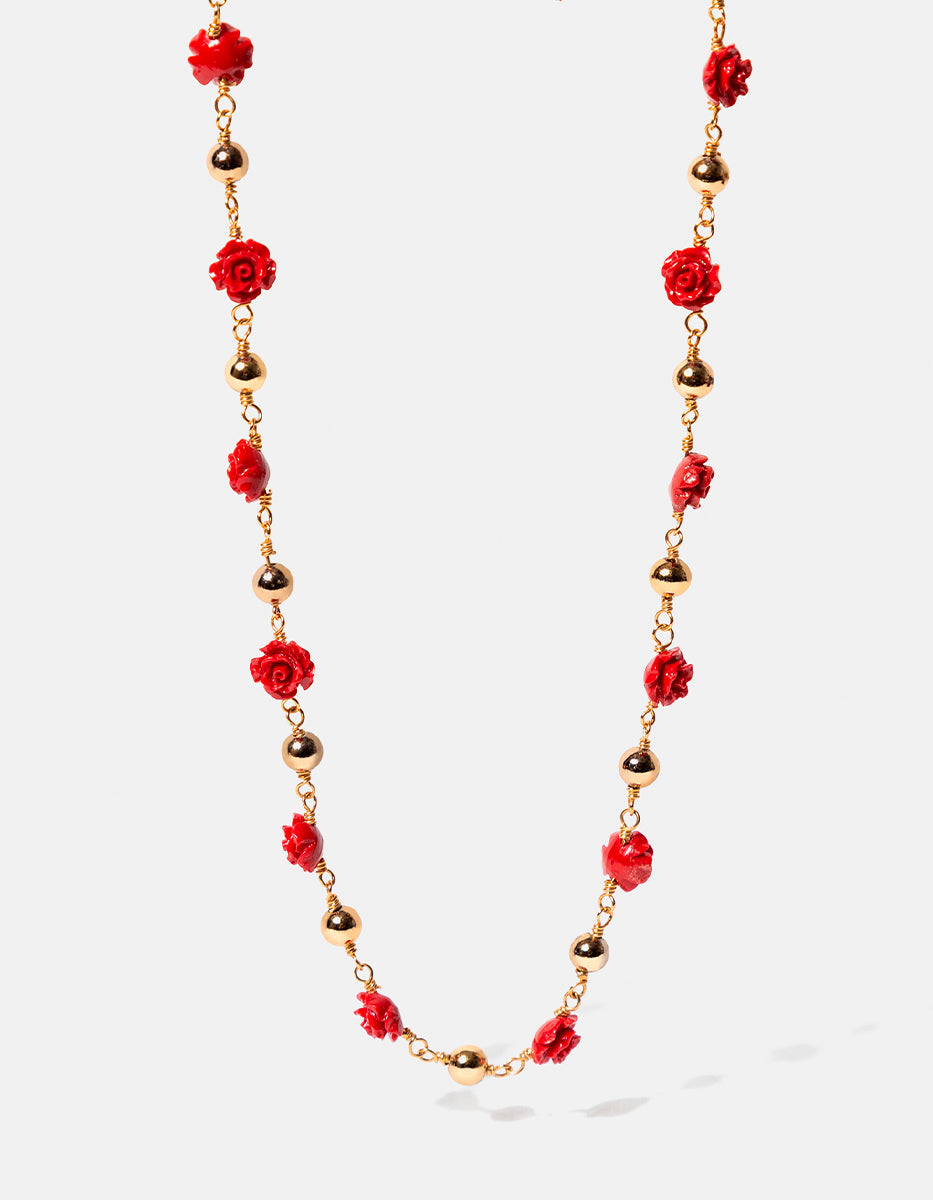 Collar de Bronce con Baño de Oro 22kt, con Bolas Lisas y Rosas Talladas de Baquelita Roja By Daniel