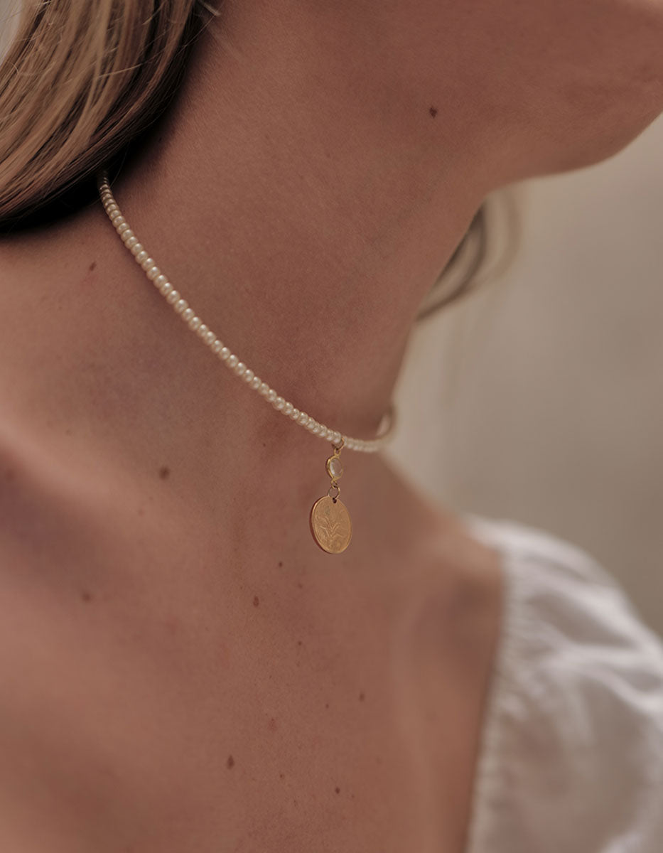Collar moneda auténtica perla mabe Memorias
