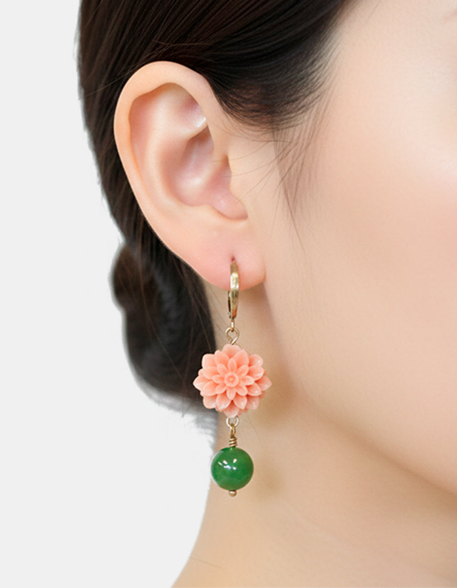 Arracadas en Bronce con Baño de Rutenio, Jade y Baquelita Coral L.I.F.E