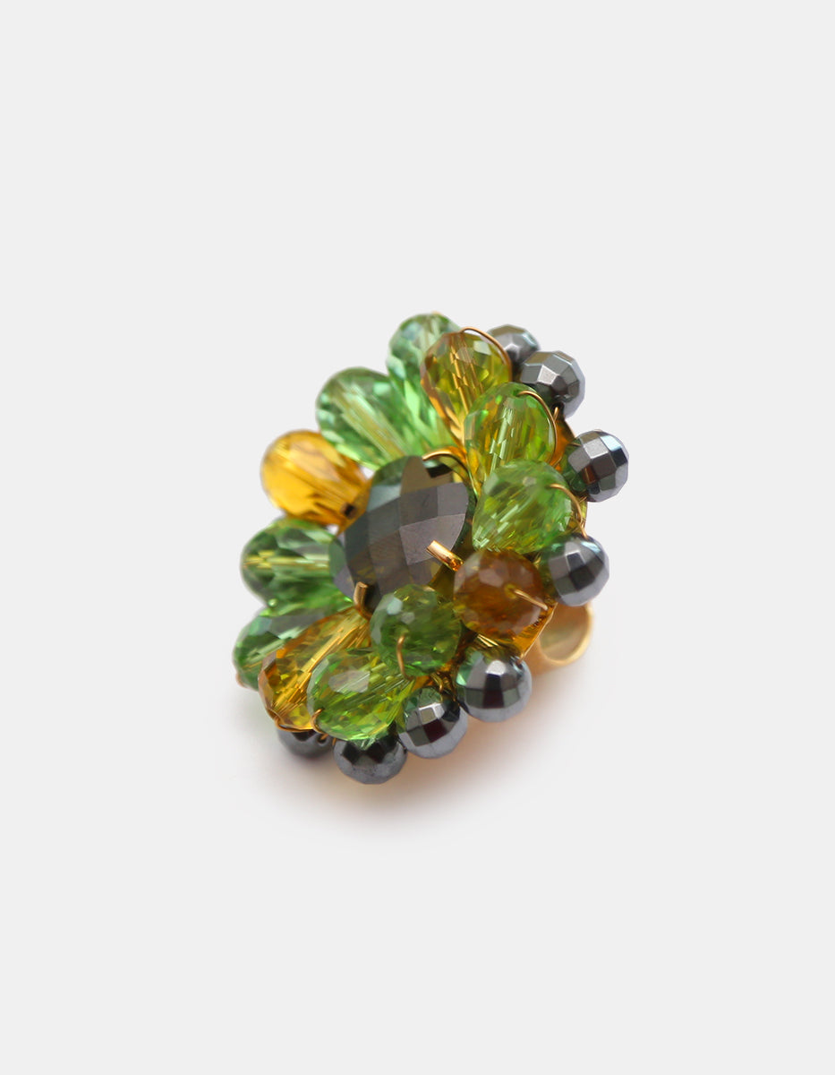 Anillo ajustable en baño vermeil de 22k con flor de circonias en tonos verde y ámbar