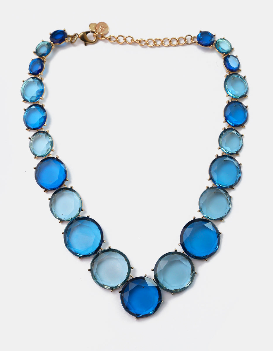 Collar bronce en baño de oro de 22kt con cristales austriacos en tonalidades azul mediterráneo