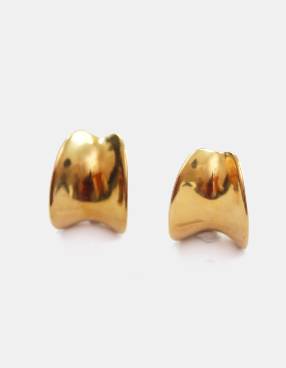 Aretes de silueta cóncava en oro laminado de 22k Golden Chic