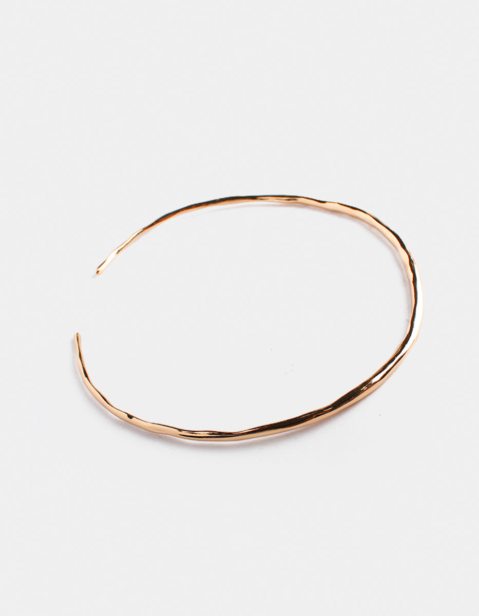 Gargantilla de oro laminado 22k martillada de 3 mm de grosor