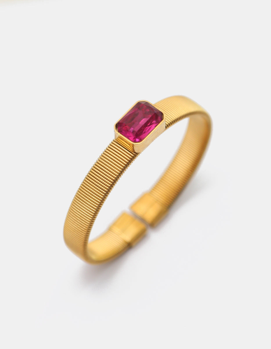 Brazalete de bronce con baño oro 22 kt y espinolita® Rosa en corte radiante