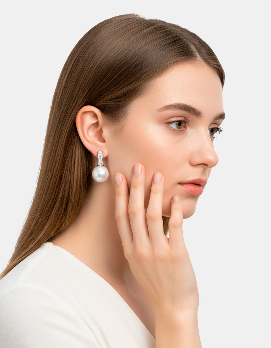 Aretes perla Mabe y topacios blancos Festive Style