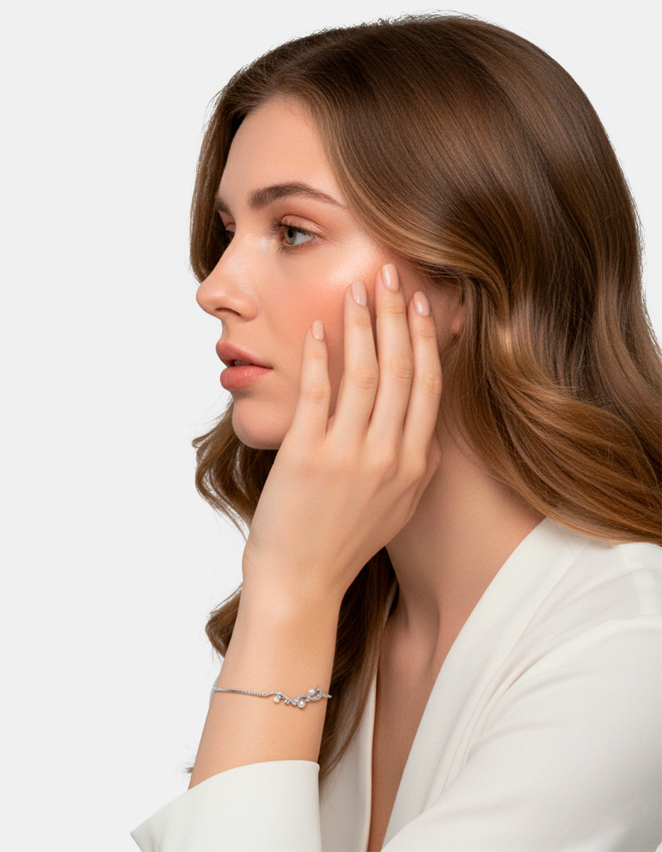 Pulsera ajustable entrelazada perlas Mabe mini y topacios blancos Festive Style