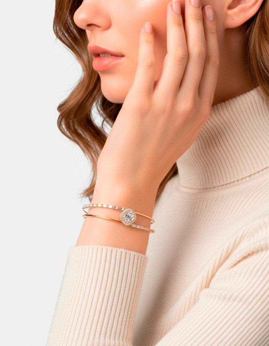 Brazalete con doble hilo rombo central y topacios blancos Festive Style