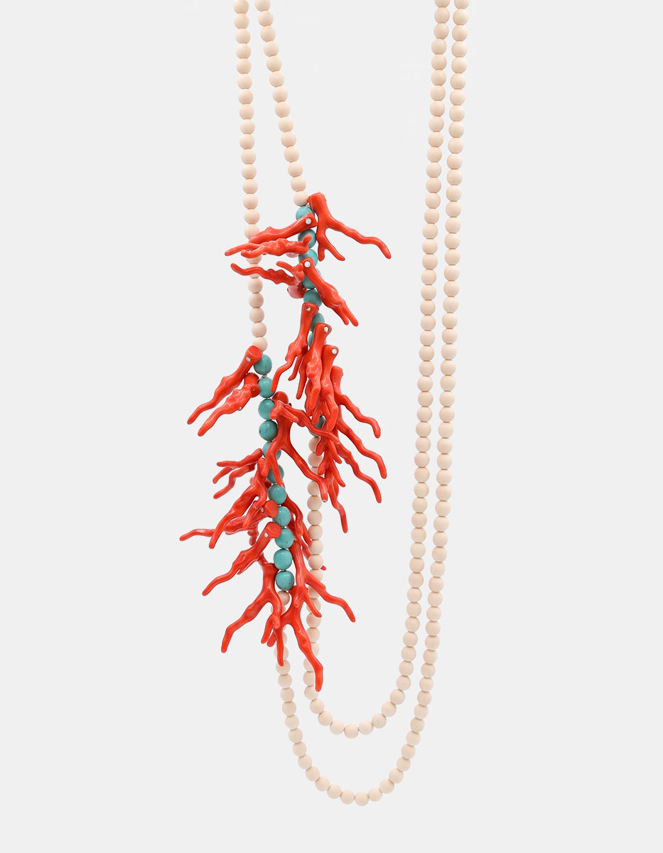 Collar largo doble de baquelita marfil con racimo de baquelita coral rojo y acentos turquesa Ultramar