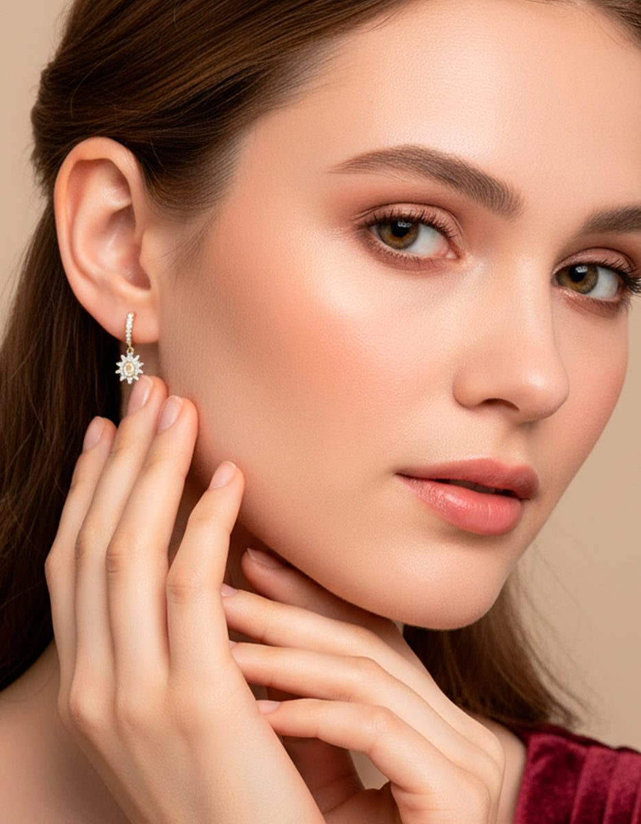 Mini arracada virgen de Guadalupe Cerca del Corazón