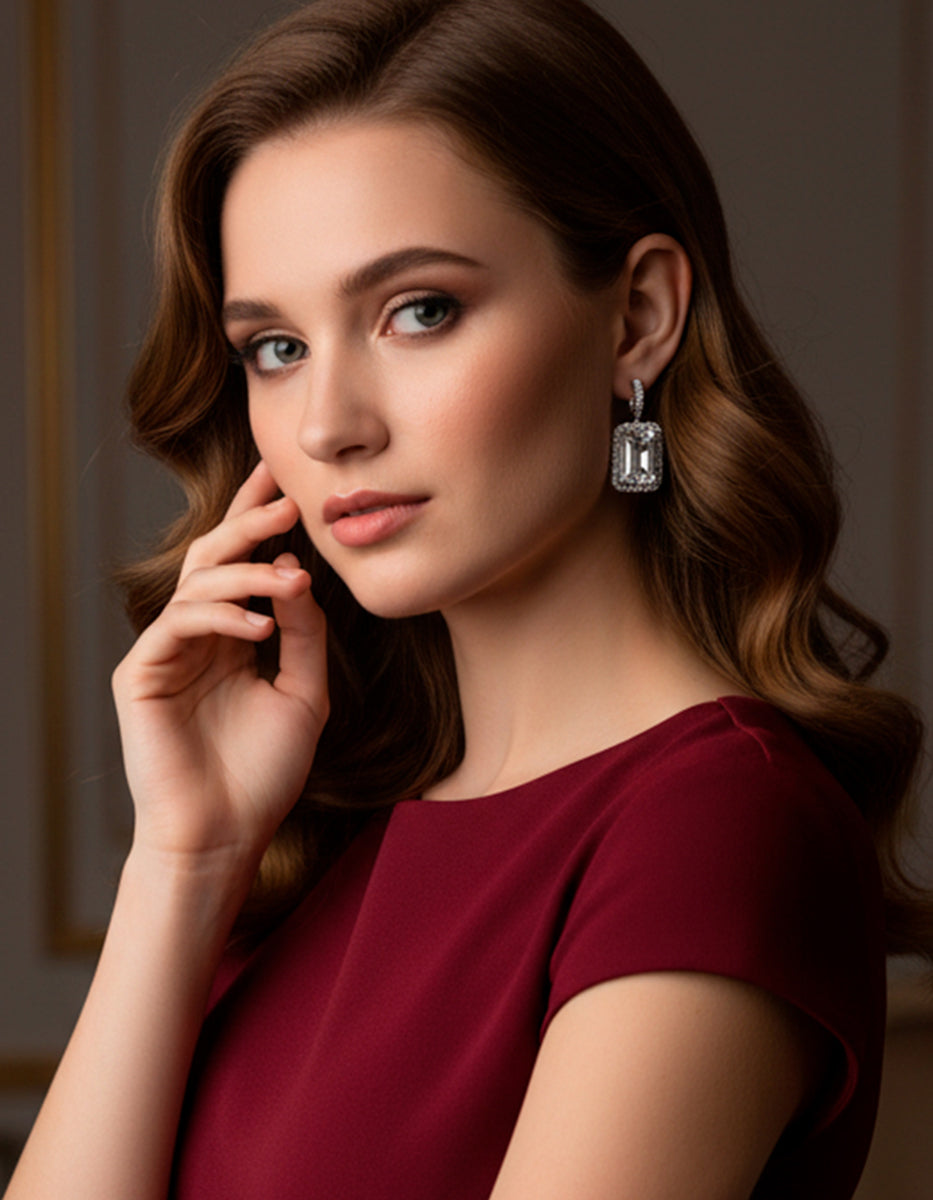 Aretes en Plata 925 bañados en Rodio Blanco con Topacios Blancos Sublime