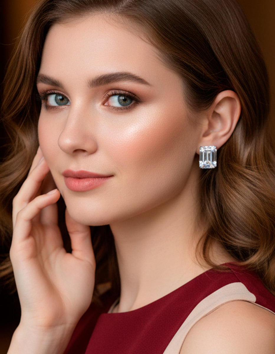 Aretes en Plata 925 bañados en Rodio Blanco con Topacios Blancos Sublime