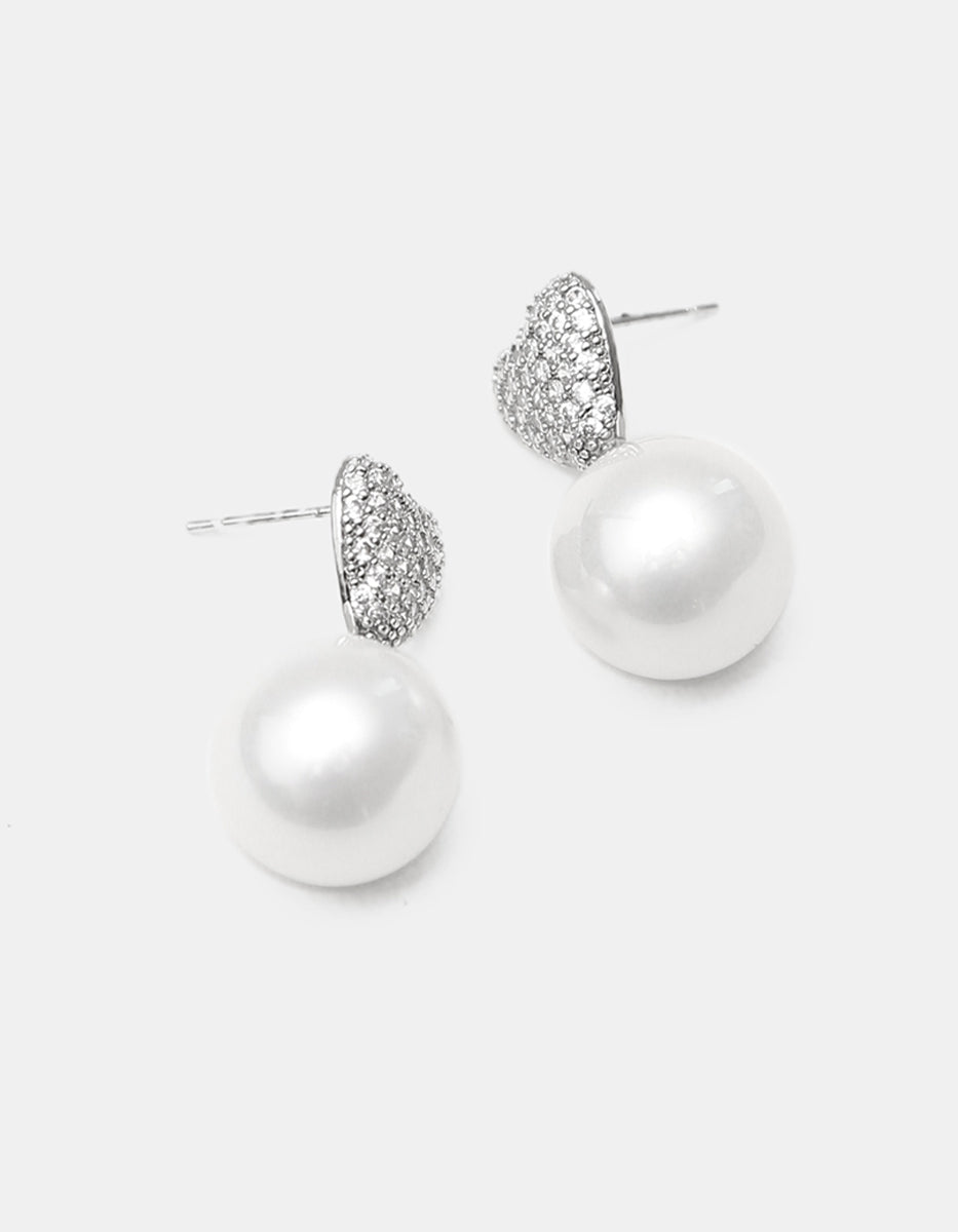 Aretes en plata .925 con perla Mabe y corazón pavé en topacios blancos Love Story