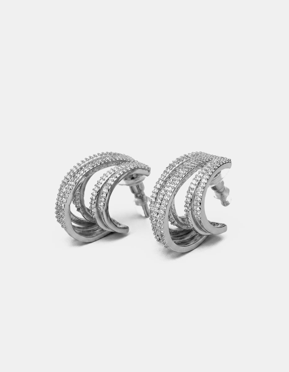 Aretes de metal noble con baño de platino en forma de aro triple con topacios blancos corte brillante Festive Style