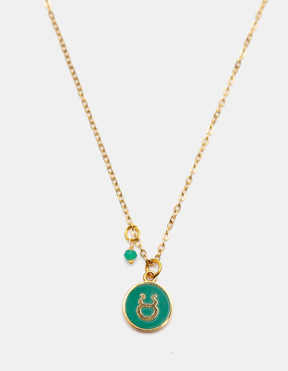 Collar Gold-Filled de 22kt con charm esmaltado de Tauro y cristal austriaco verde cyan Zodiac