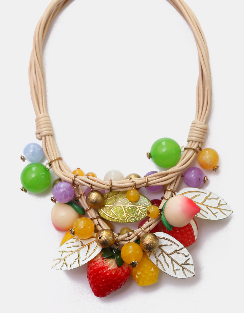 Collar Frutal de Baquelita Multicolor con Cordón Beige, Hojas Esmaltadas y Baño de Oro de 22kt Ultramar