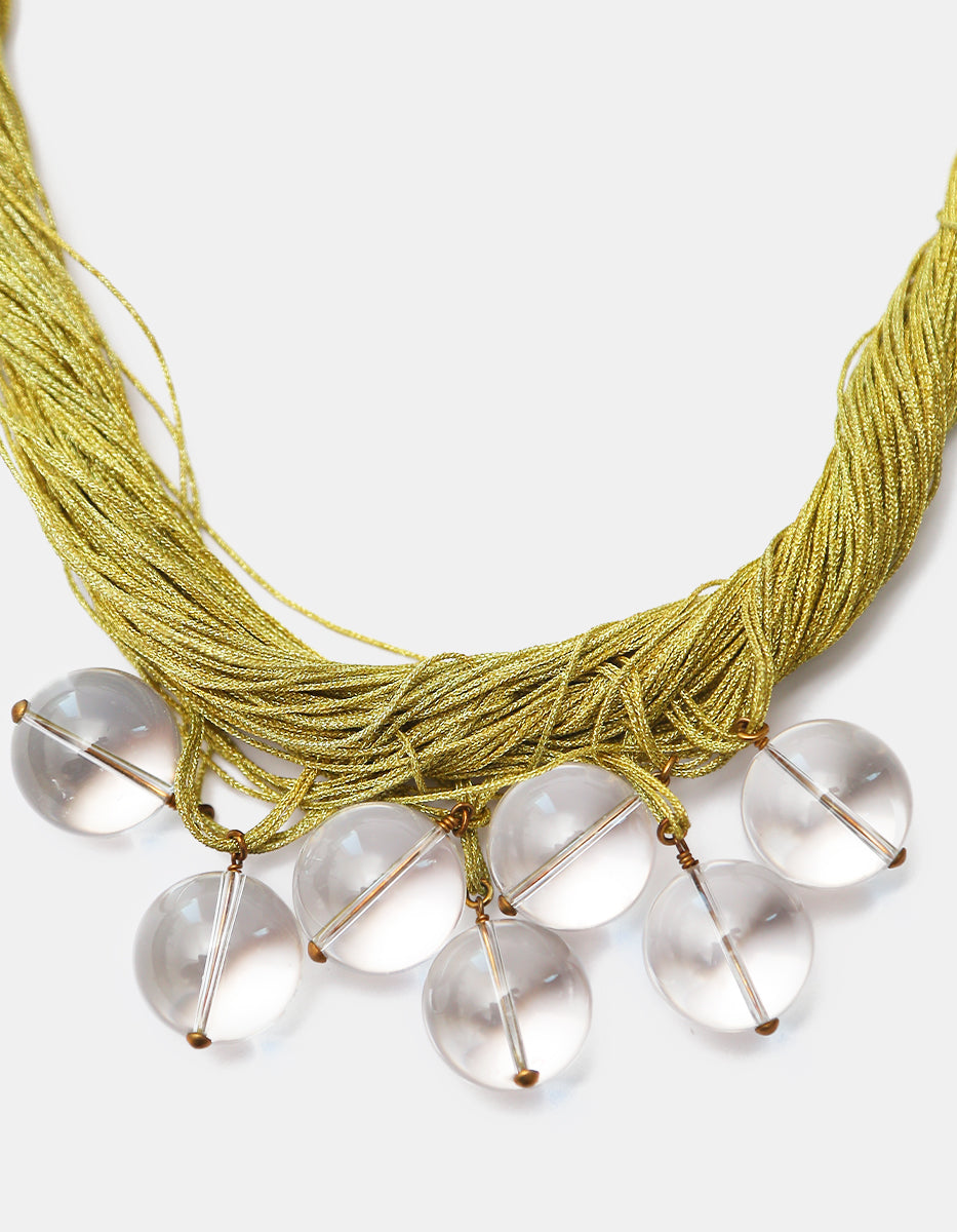 Collar Multihilo Verde Oliva con Cristales Austriacos Esféricos y Baño Vermeil 22kt