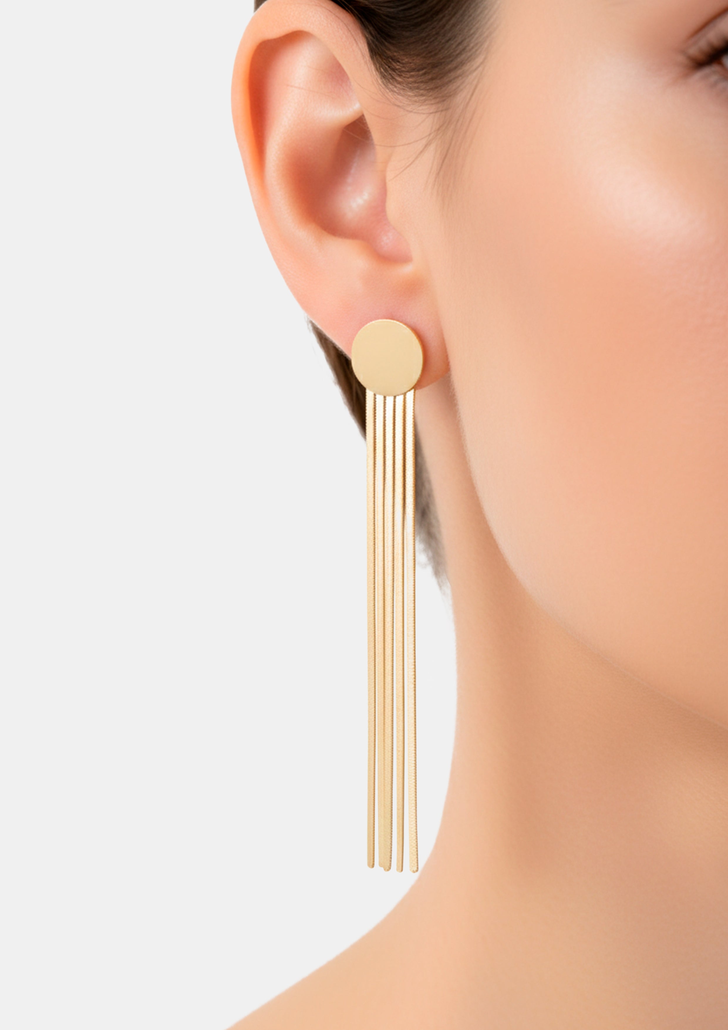 Aretes oro laminado 22 kt en forma circular con cadenas colgantes Golden Chic