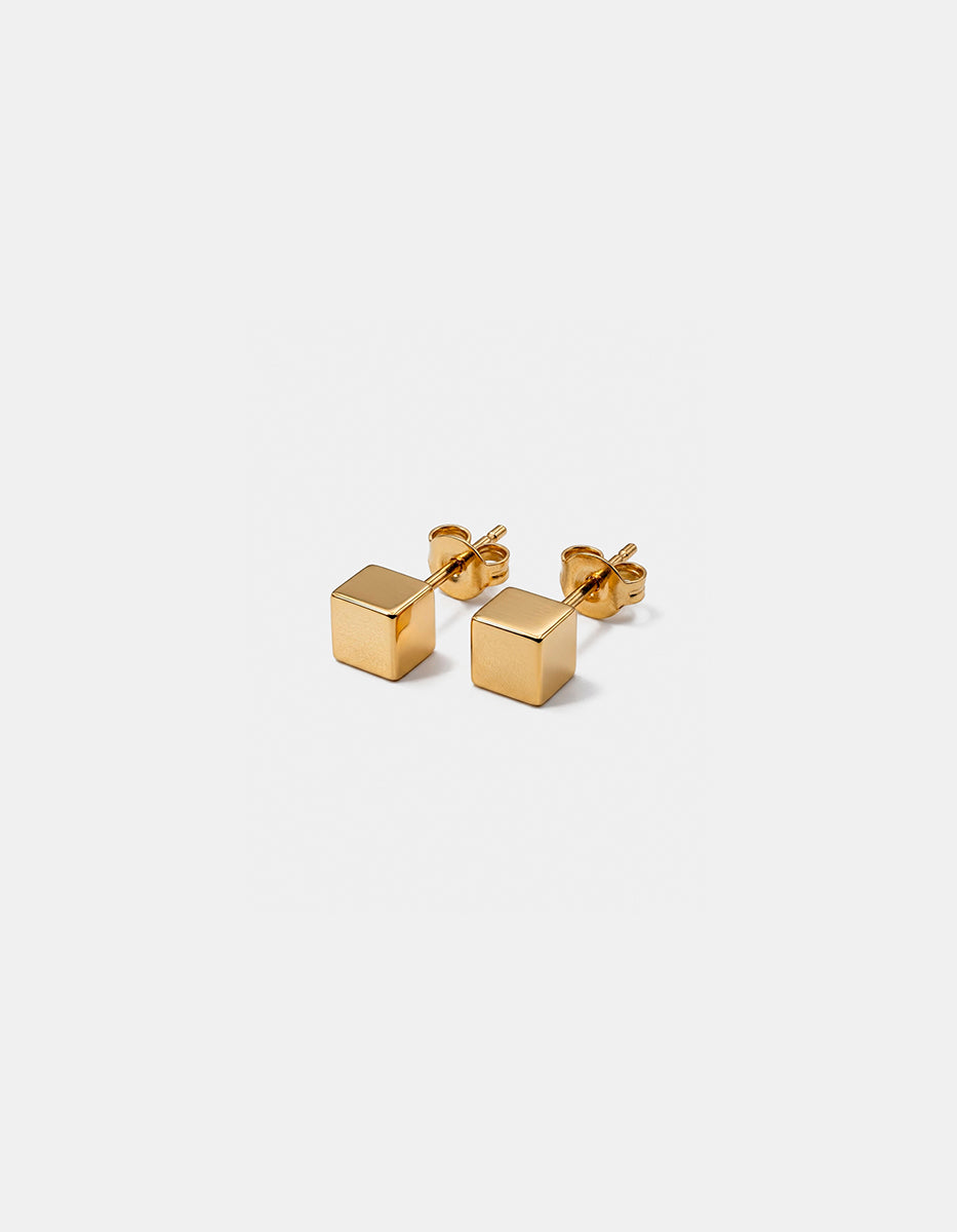 Aretes de oro laminado 22k en forma de cubo de 6 mm Festive Style