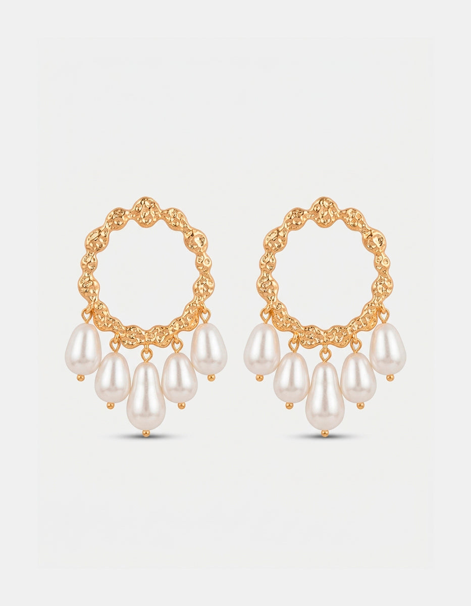 Aretes Colgantes Aro Martillado en Oro Laminado 22kt con Perlas Mabe estilo Barroca y Coin