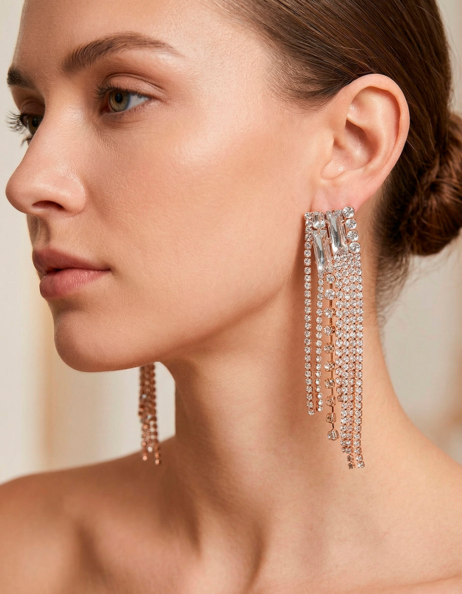 Aretes de oro laminado con 8 líneas de baguettes y rivière Mandragora