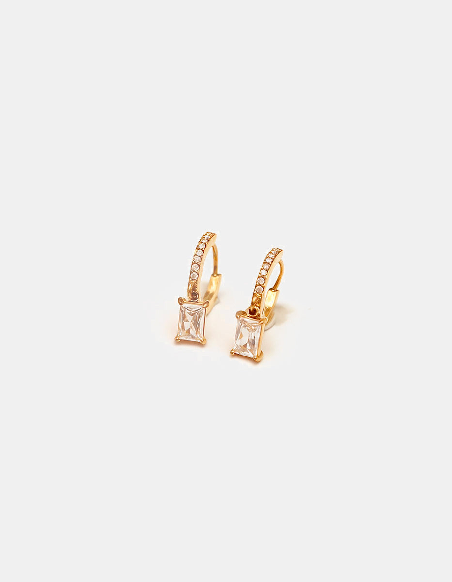 Arracadas de bronce en baño de oro de 22kt con topacios blancos corte brillante y esmeralda Festive Style