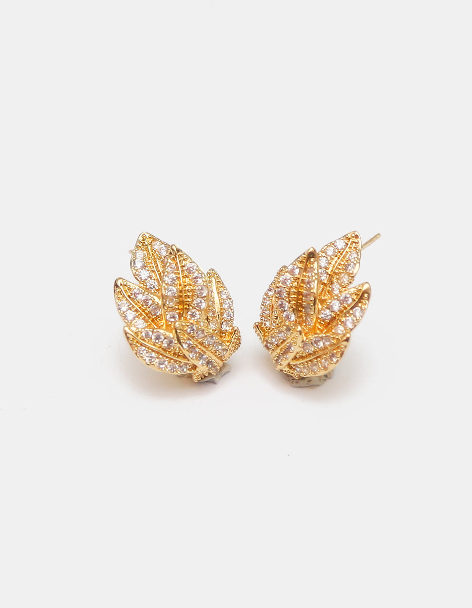 Aretes racimo de hojas en bronce con baño de oro de 22kt con topacios blancos en corte brillante Festive Style