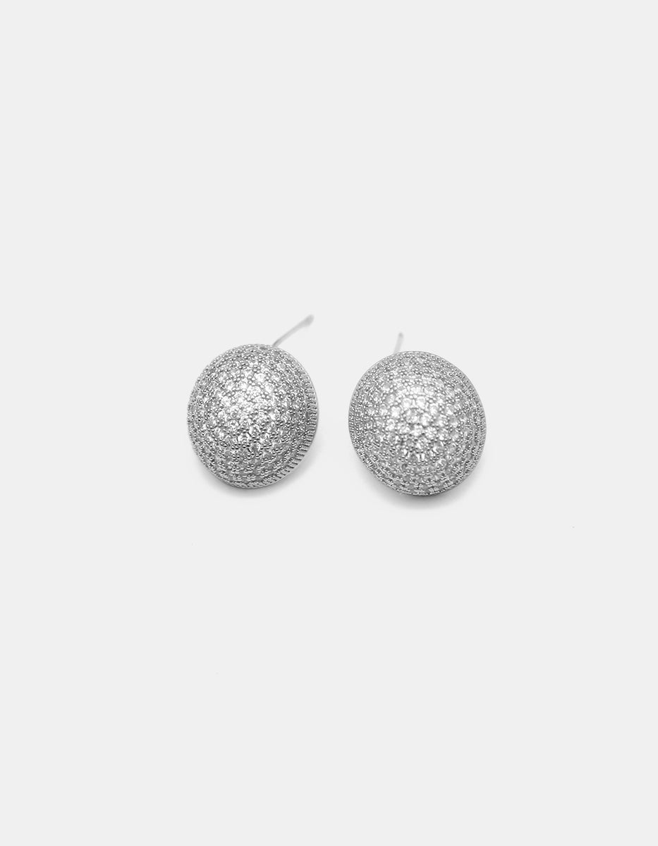 Aretes de domo en baño de Platino con engaste de topacios blancos corte brillante Festive Style
