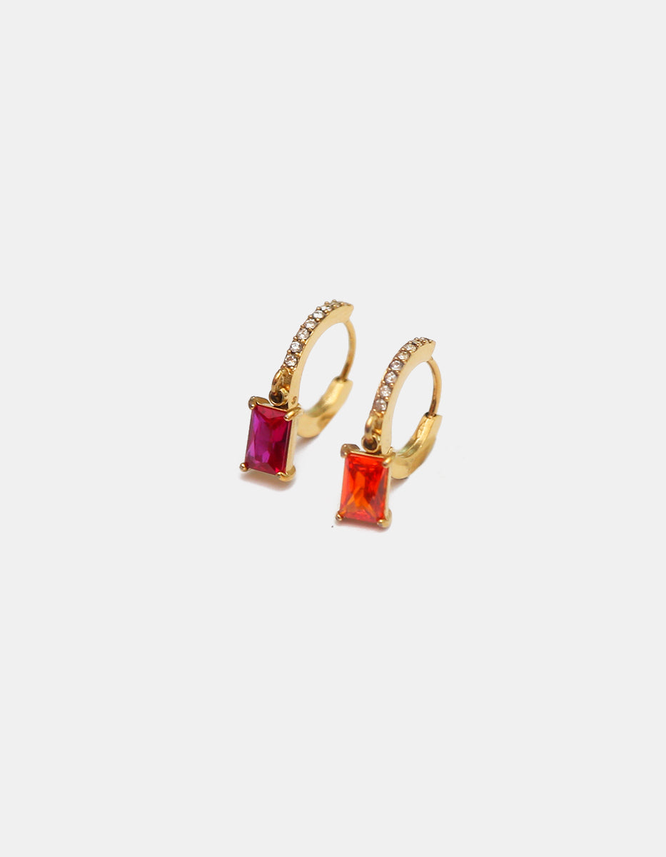 Arracadas de bronce en baño de oro de 22kt con topacios rojo rubí y naranja fuego Festive Style