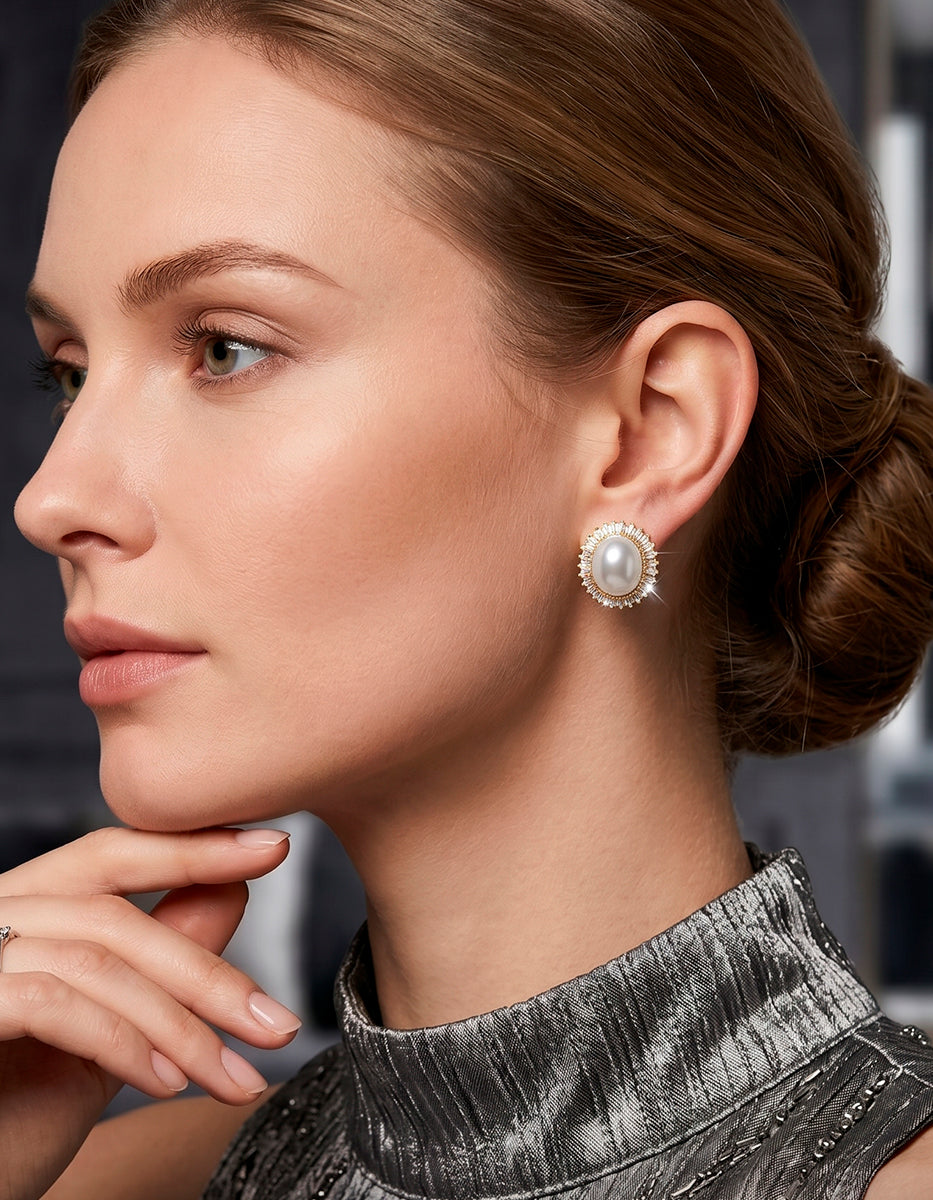 Aretes en bronce con Baño de Oro de 22kt con Perla Mabe y Halo de Topacios Baguette Festive Style
